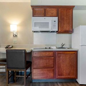 One Bedroom Suite 2 Double Beds Non-Smoking